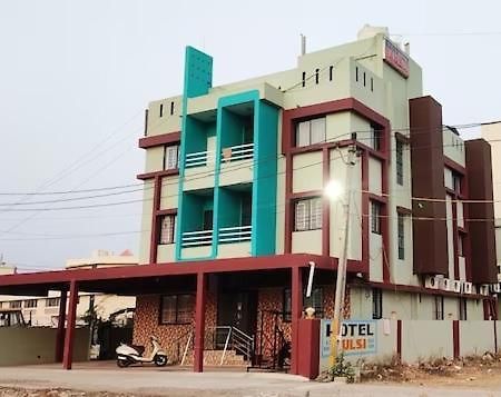 Hotel Mahakal Tulsi Somnath Ngoại thất bức ảnh